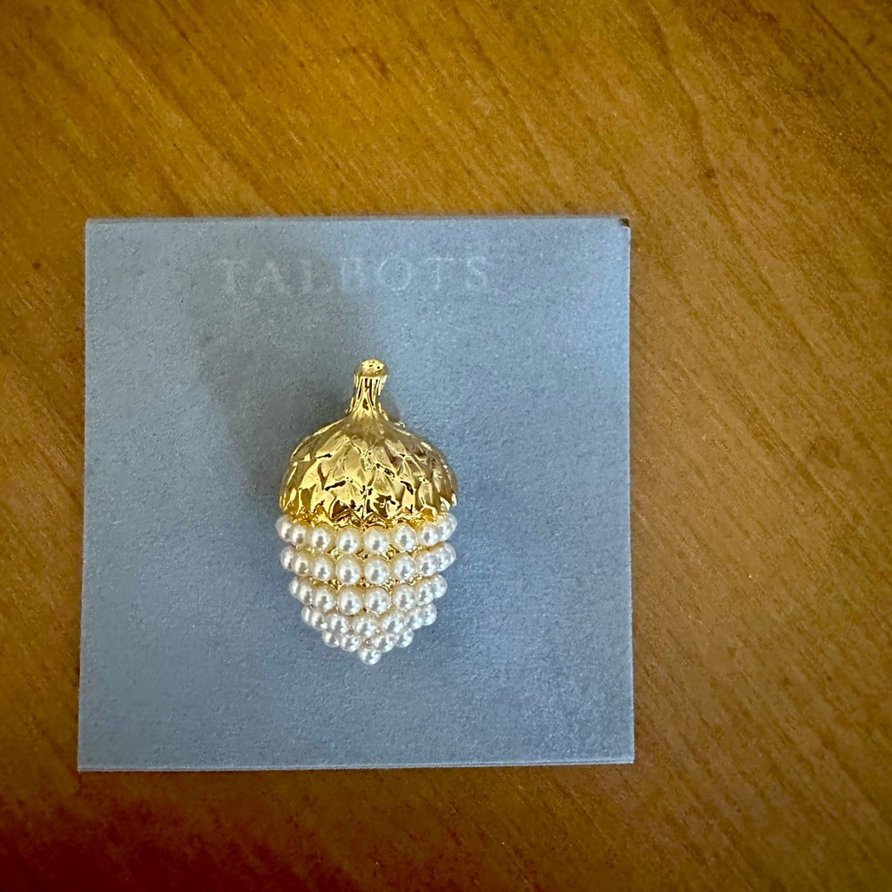 New Acorn Pearl Brooch